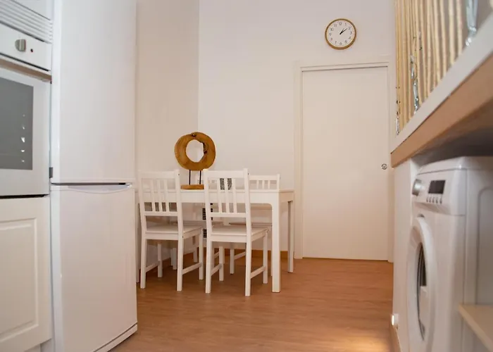 Soraya's Place - Chopin 5 Apartman *